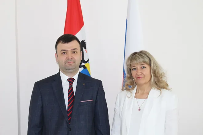 O'zbekiston Bosh konsulxonasi xodimlari Rossiyaning Novosibirsk viloyati inson huquqlari bo'yicha vakili bilan muzokara o'tkazdilar