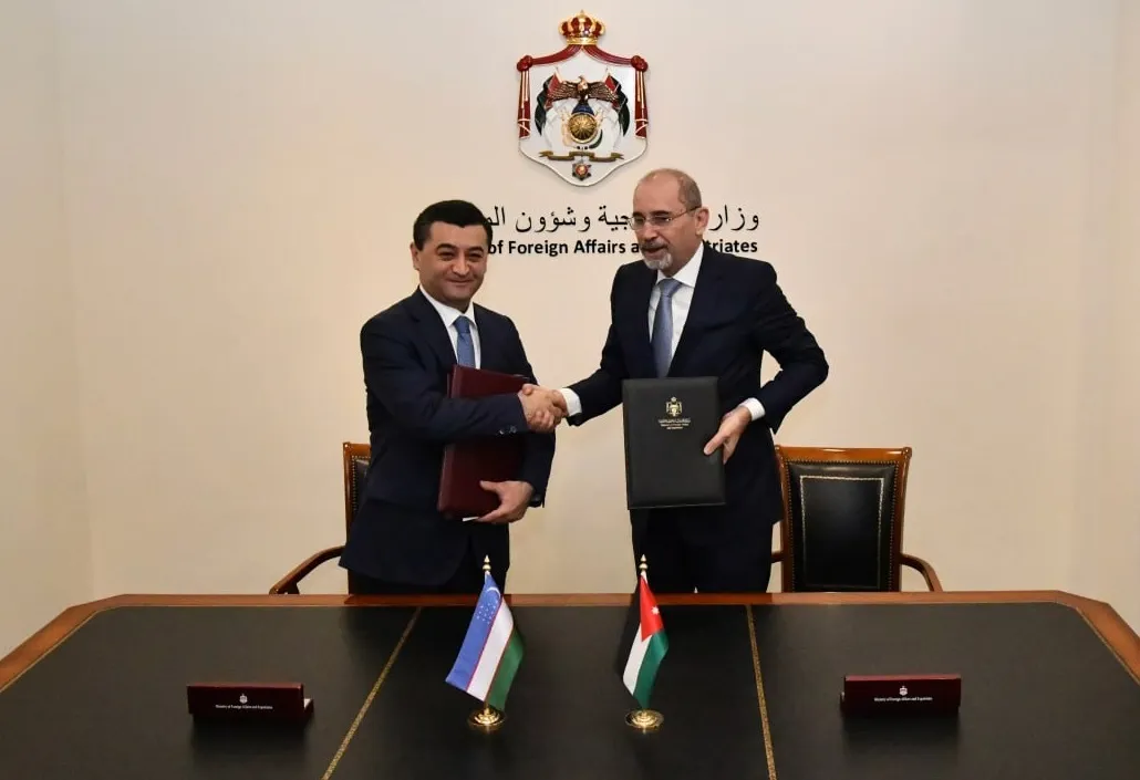 Ammonda O'zbekiston va Iordaniya o'rtasida diplomatik pasport egalari uchun vizasiz kirish to'g'risidagi kelishuv va 2025-2027-yillarga mo'ljallangan qo'shma hamkorlik dasturi imzolandi