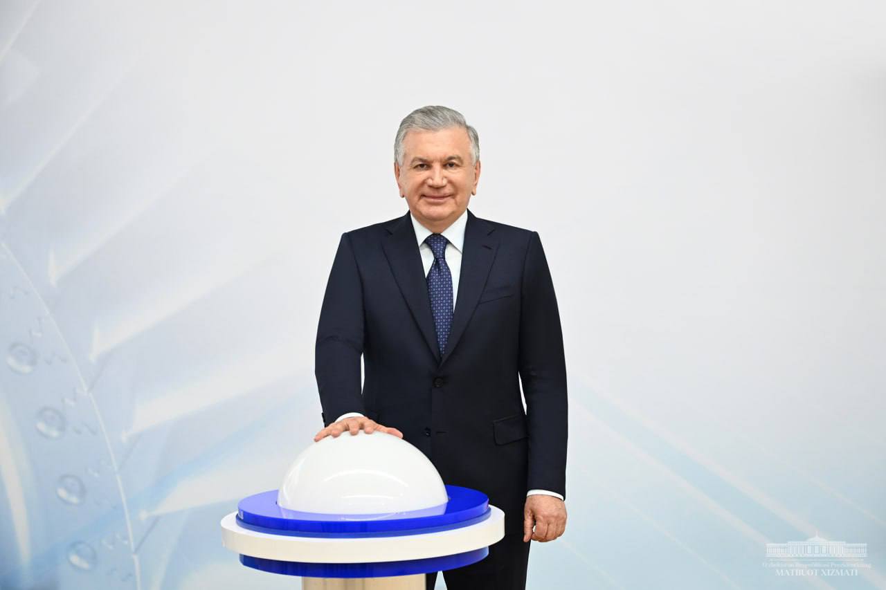 Президент Узбекистана дал старт строительству трех энергообъектов в Наманганской области