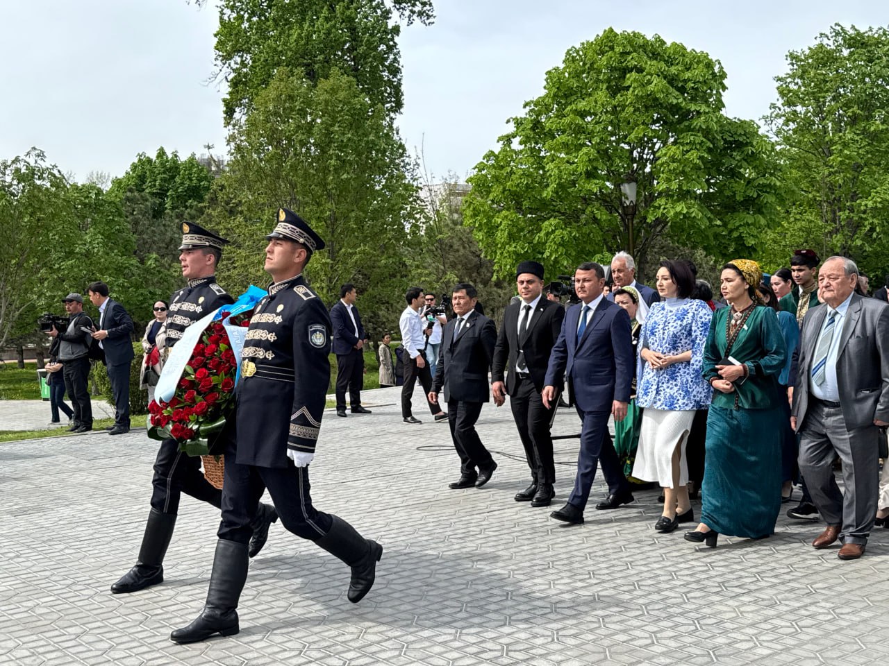 Buyuk Sohibqironga ehtirom