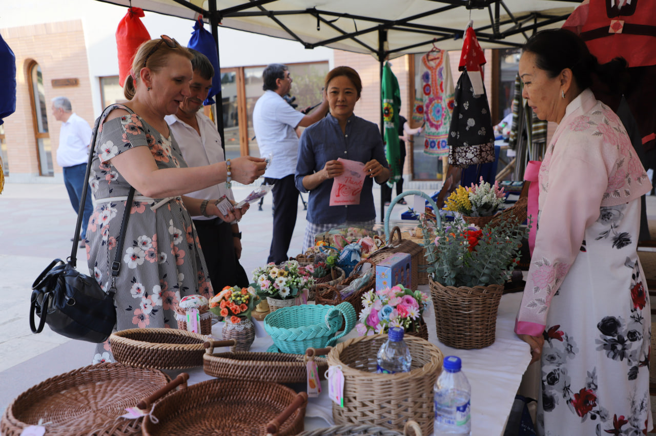 Ona zamin bag’ridan…